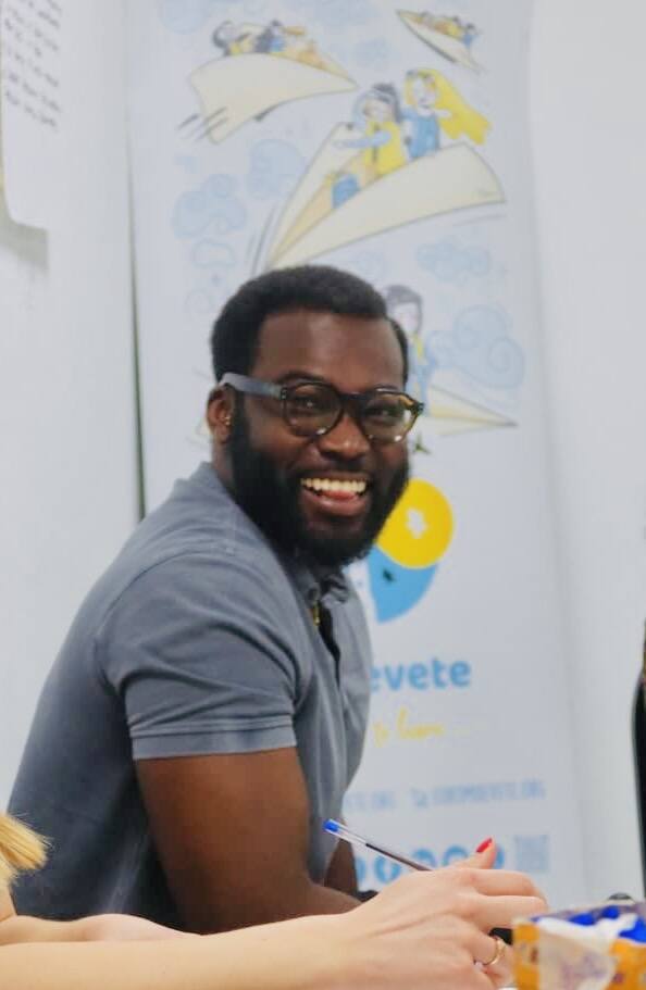 Gilles facilitating a workshop